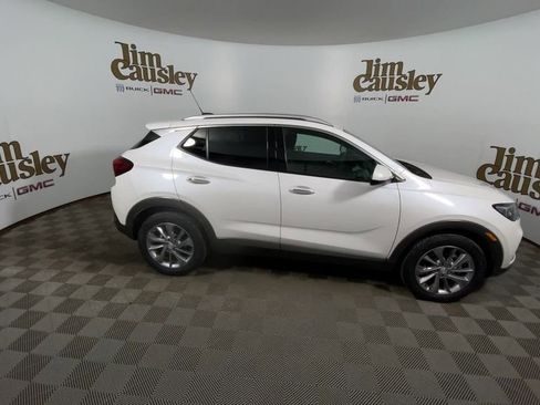 Used 2023 Buick Encore GX Essence w/ Experience Buick Package image 9