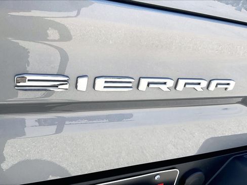 Used 2026 GMC Sierra 1500 SLT RWD image 10