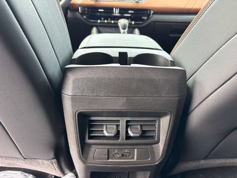 New 2026 GMC Canyon AT4 AWD/4WD image 10