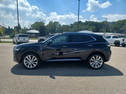 Used 2023 Buick Envision AWD Avenir image 2