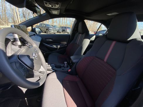 Certified 2025 Toyota Corolla SE image 24