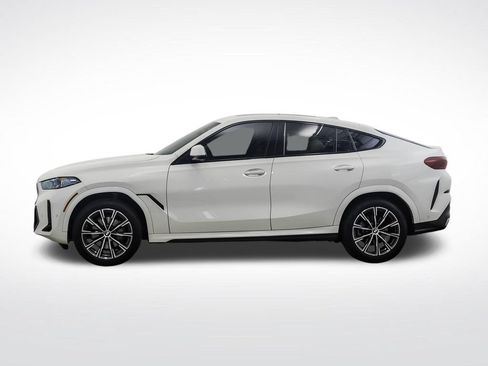 Certified 2024 BMW X6 xDrive40i w/ Premium Package AWD/4WD image 2