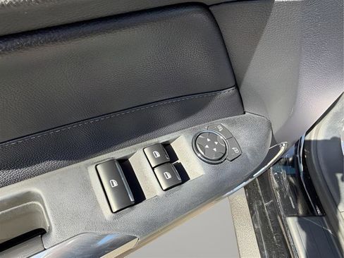Used 2015 Ford Mustang GT Premium w/ Equipment Group 401A RWD image 32
