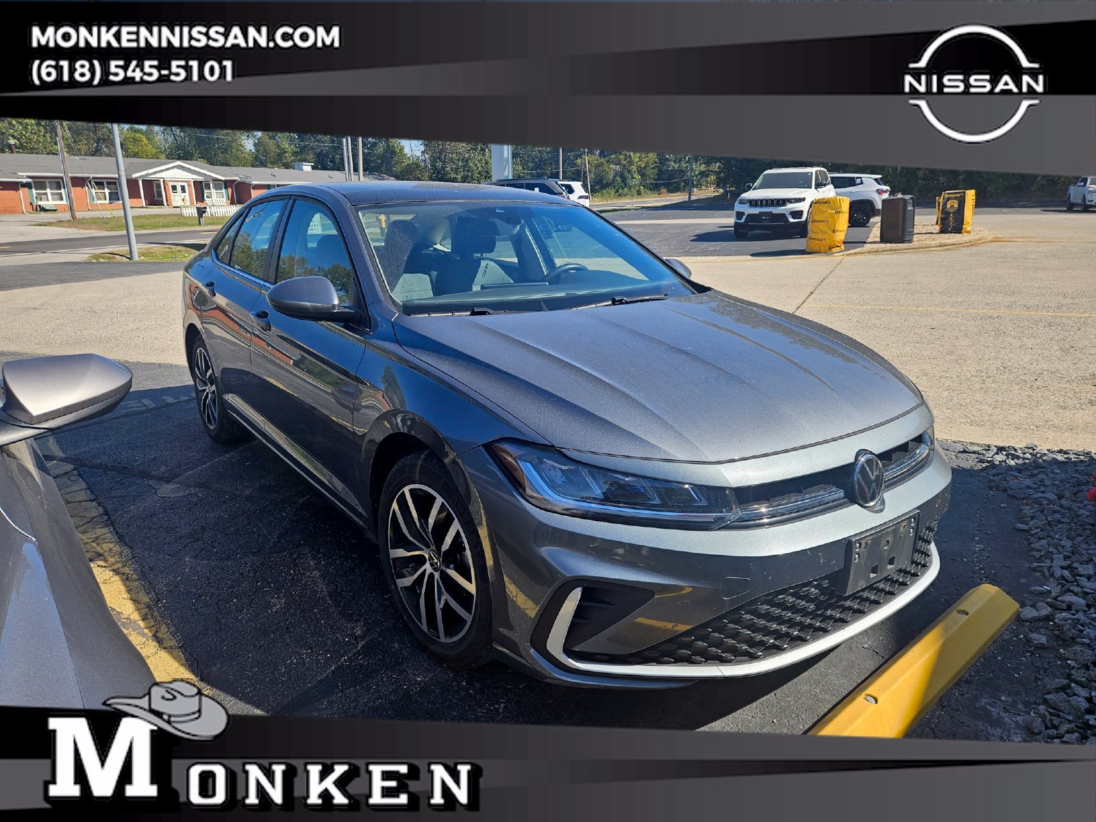 Used 2025 Volkswagen Jetta SE FWD image 1