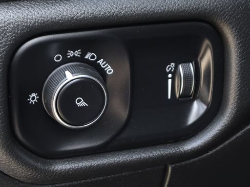 Used 2023 RAM 1500 Lone Star AWD/4WD image 19