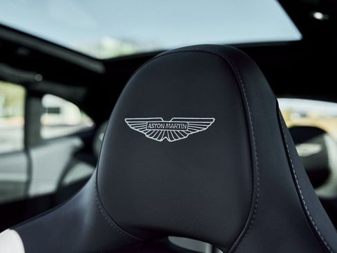 Used 2025 Aston Martin DBX 707 image 49
