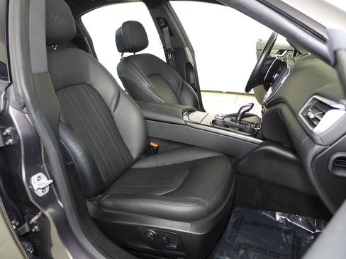 Used 2020 Maserati Ghibli image 19