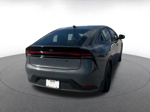 Used 2025 Toyota Prius LE image 14