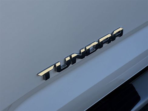Used 2022 Toyota Tundra Limited image 12