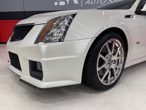 Used 2014 Cadillac CTS V w/ Wood Trim Package image 4