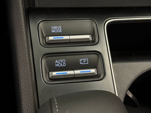 Used 2025 Hyundai Sonata SEL FWD image 29