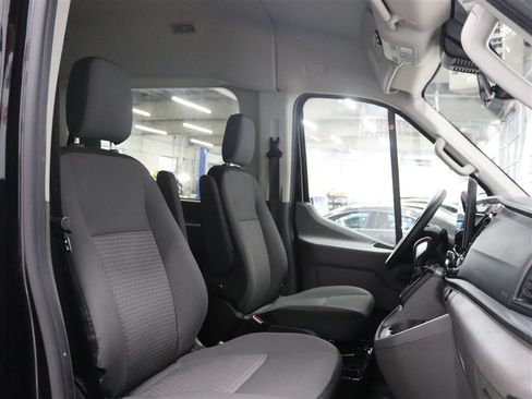 Used 2024 Ford Transit 350 XLT RWD image 25