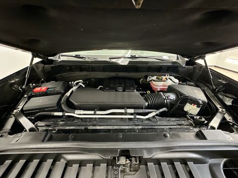 Used 2023 Chevrolet Silverado 1500 LT image 34