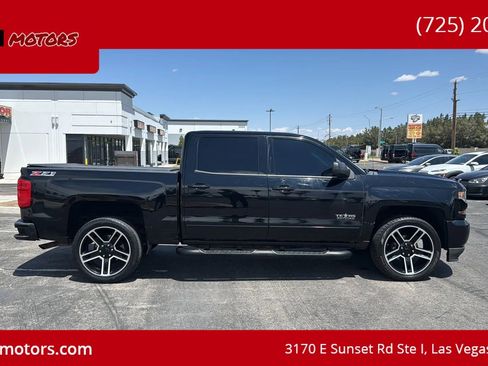 Used 2017 Chevrolet Silverado 1500 LT w/ LPO, Black Pack image 7
