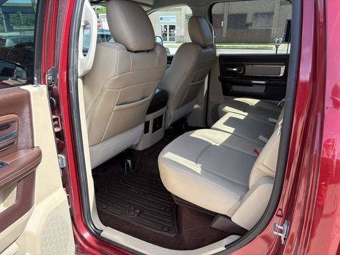 Used 2015 RAM 1500 Laramie w/ Convenience Group AWD/4WD image 14