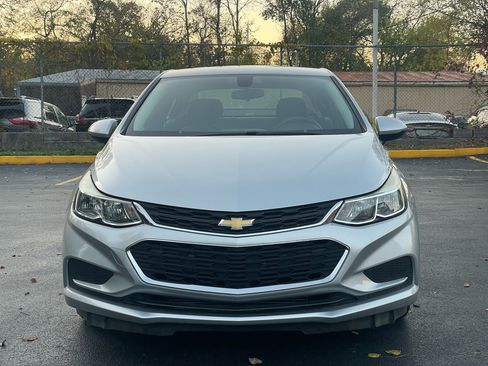 Used 2017 Chevrolet Cruze LS image 3