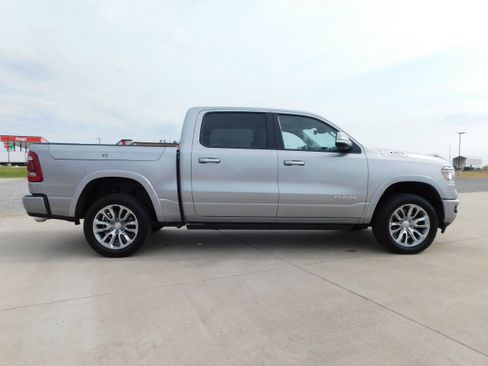 Used 2022 RAM 1500 Laramie w/ Laramie Southwest Edition image 5