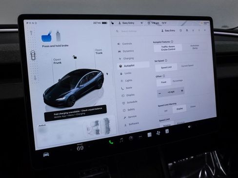 Used 2024 Tesla Model 3 Standard Range RWD image 26