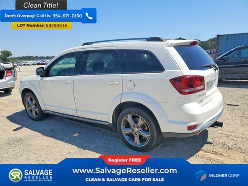 Used 2017 Dodge Journey Crossroad FWD image 3