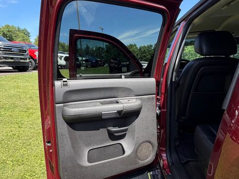 Used 2014 GMC Sierra 2500 SLE w/ SLE Preferred Package AWD/4WD image 49
