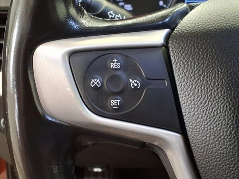 Used 2019 GMC Terrain AWD SLE w/ Convenience Package w/ Driver Convenience Package image 10