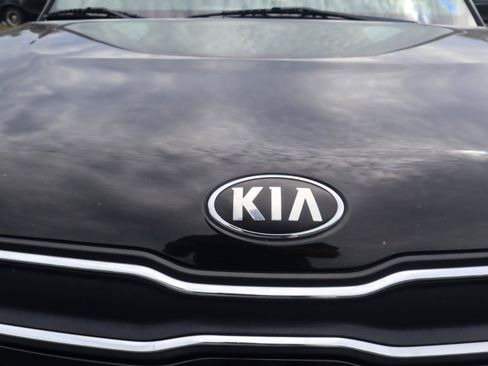 Used 2018 Kia Soul FWD image 27