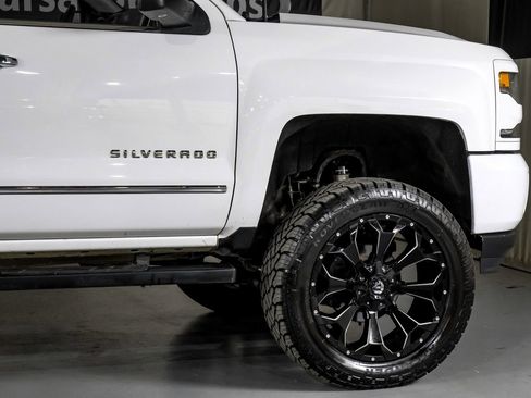 Used 2018 Chevrolet Silverado 1500 LTZ Z71 w/ LTZ Plus Package image 7