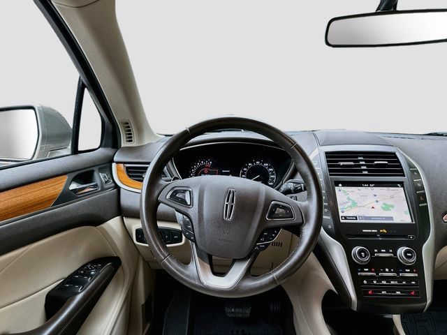 Used 2019 Lincoln MKC Select w/ Select Plus Package FWD image 24