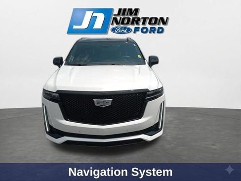 Used 2023 Cadillac Escalade Sport Platinum w/ LPO, ONYX Package AWD/4WD image 3