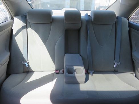 Used 2009 Toyota Camry LE FWD image 20