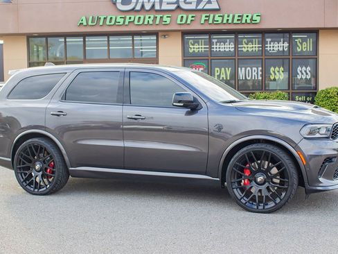 Used 2021 Dodge Durango SRT Hellcat w/ Technology Group image 10