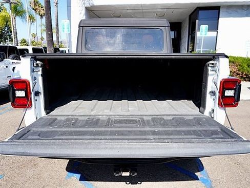 Used 2020 Jeep Gladiator Rubicon AWD/4WD image 15