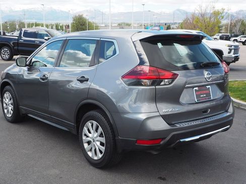 Used 2019 Nissan Rogue S FWD image 7