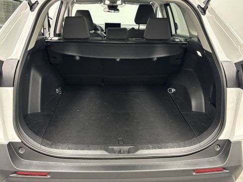 Used 2025 Toyota RAV4 XLE image 7