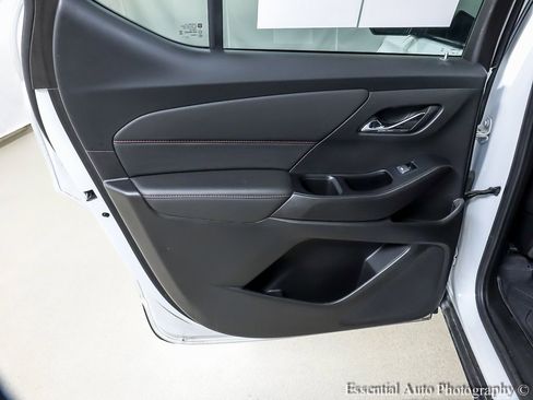 Used 2023 Chevrolet Traverse RS w/ LPO, Floor Liner Package image 24