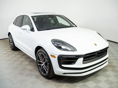 New 2026 Porsche Macan S AWD/4WD image 27