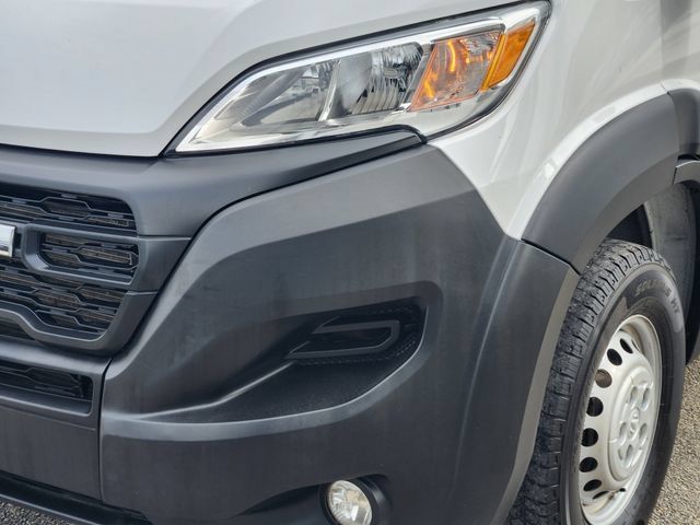 Used 2025 RAM ProMaster 2500 w/ Convenience Group FWD image 7