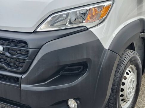 Used 2025 RAM ProMaster 2500 w/ Convenience Group FWD image 7