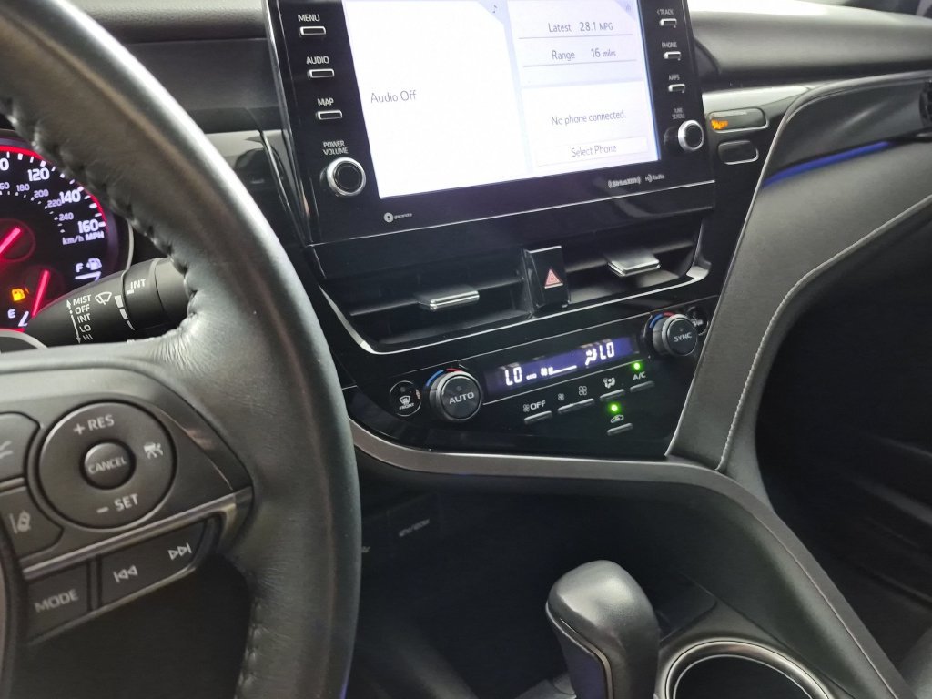 Used 2023 Toyota Camry XSE FWD image 18