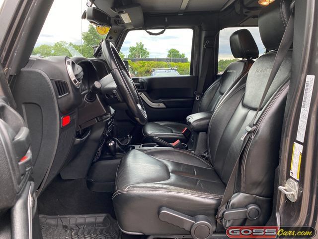 Used 2016 Jeep Wrangler Unlimited Rubicon AWD/4WD image 22