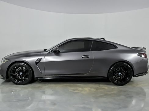 Used 2021 BMW M4 Competition w/ M Carbon Exterior Package RWD image 9
