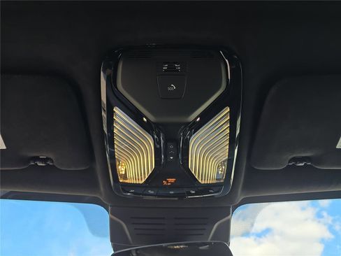 New 2026 BMW X7 xDrive40i w/ M Sport Package image 26