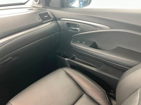 Used 2023 Honda Ridgeline RTL-E image 11