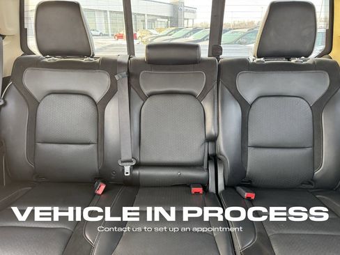 Used 2021 RAM 1500 Laramie image 28