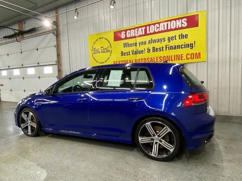 Used 2016 Volkswagen Golf R 4-Door image 18