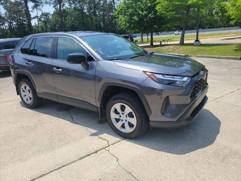 Certified 2023 Toyota RAV4 LE FWD image 10