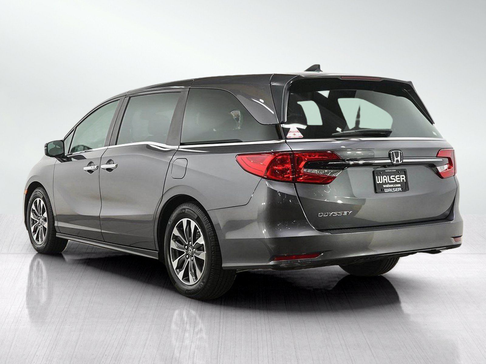 Used 2022 Honda Odyssey EX-L image 3