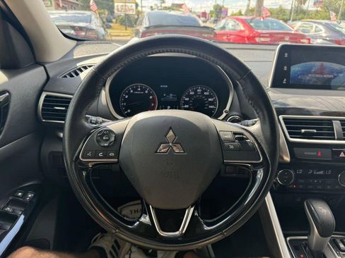 Used 2018 Mitsubishi Eclipse Cross AWD image 15