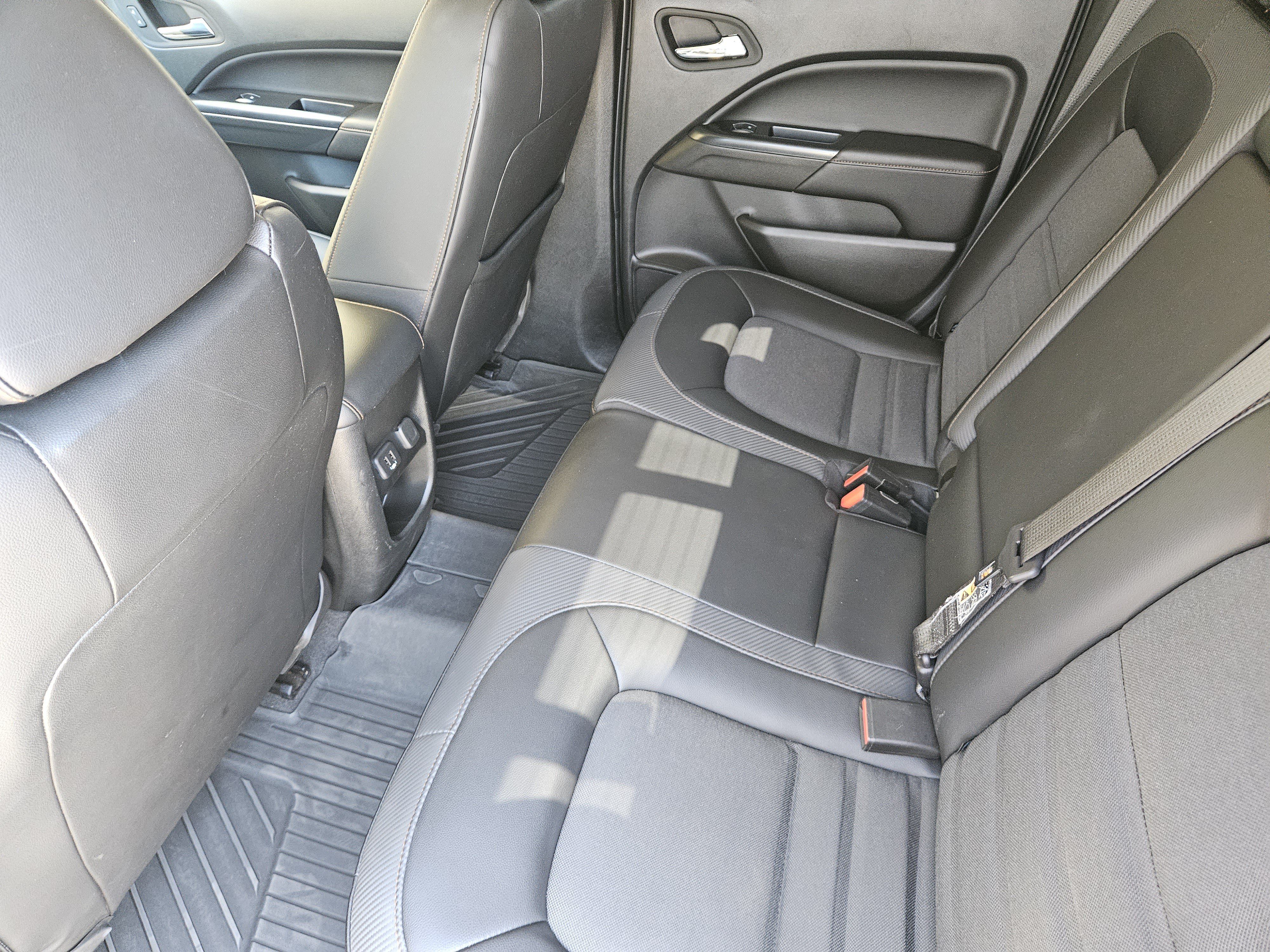 Used 2022 GMC Canyon AT4 AWD/4WD image 27