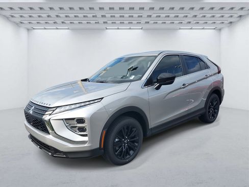 New 2025 Mitsubishi Eclipse Cross LE image 2
